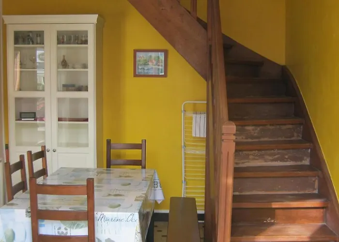 La Mouette 펜션 아로만체스레방